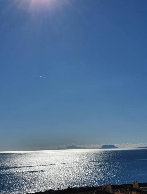 Estepona Port Beachside Apartment - Marina Bay المظهر الخارجي الصورة