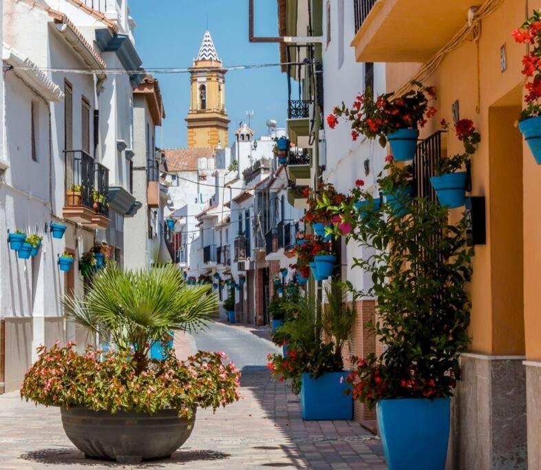 Estepona Port Beachside Apartment - Marina Bay المظهر الخارجي الصورة