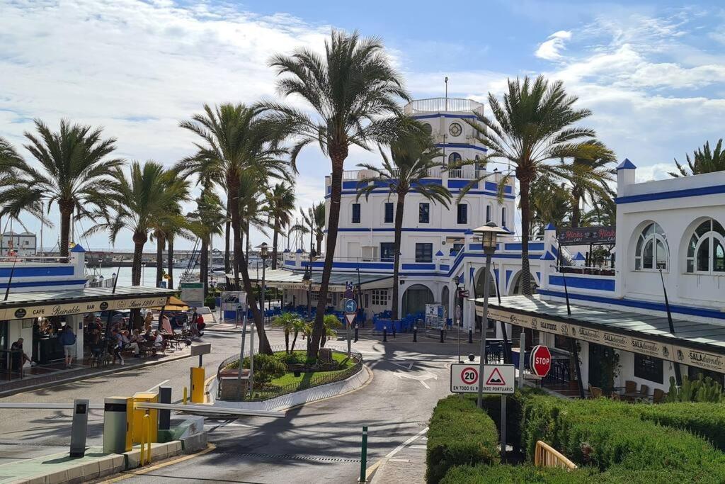 Estepona Port Beachside Apartment - Marina Bay المظهر الخارجي الصورة